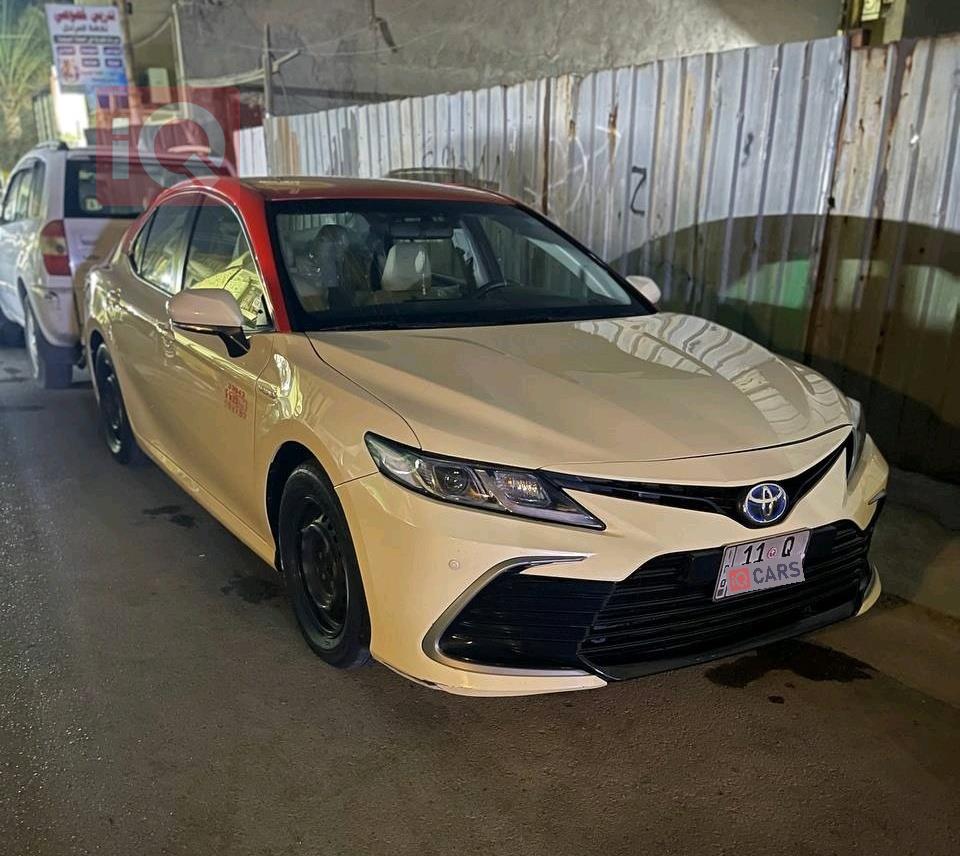 تۆیۆتا کامری